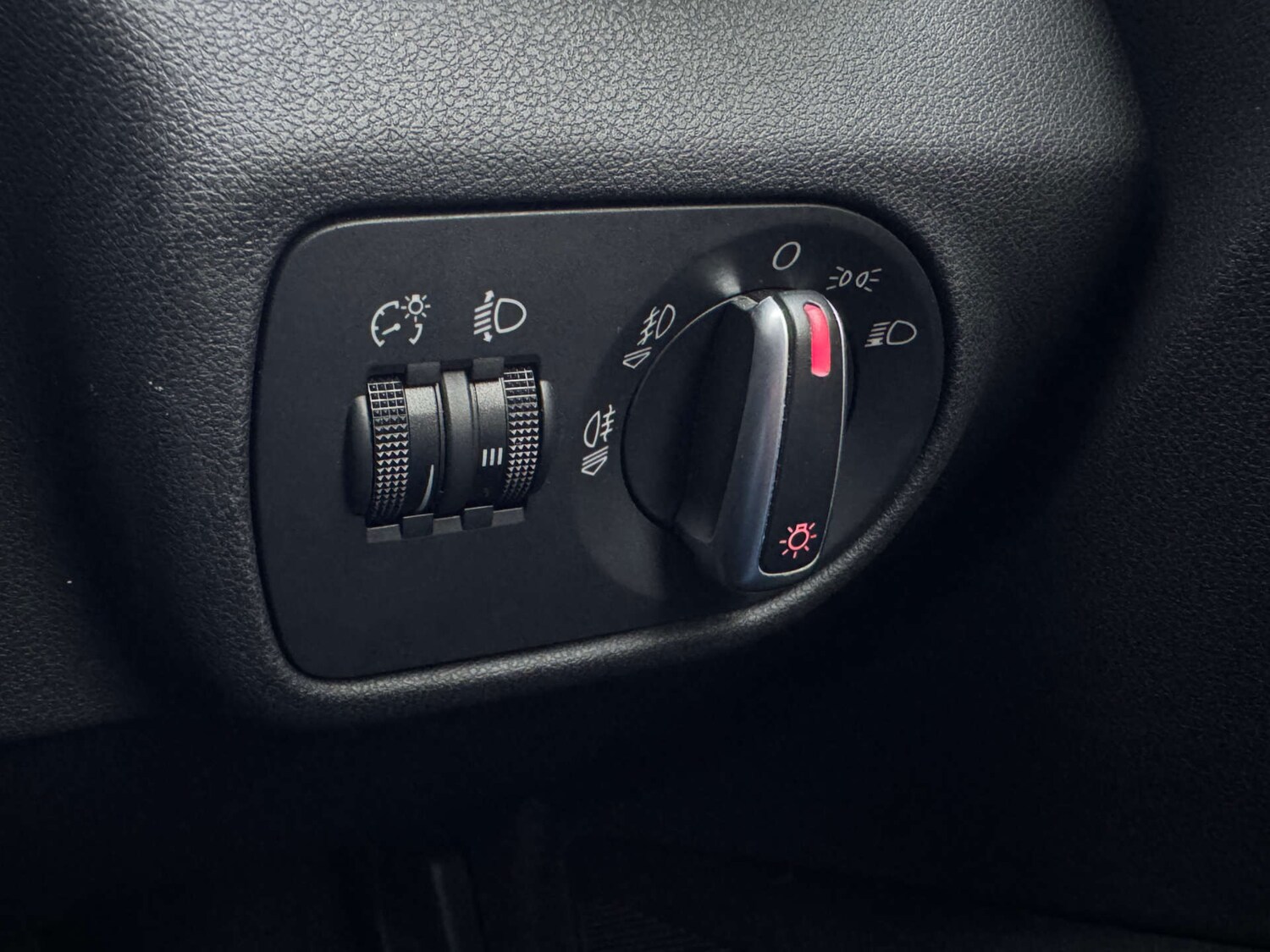 Used Audi A1 2015 for sale - 77880375: Photo 24