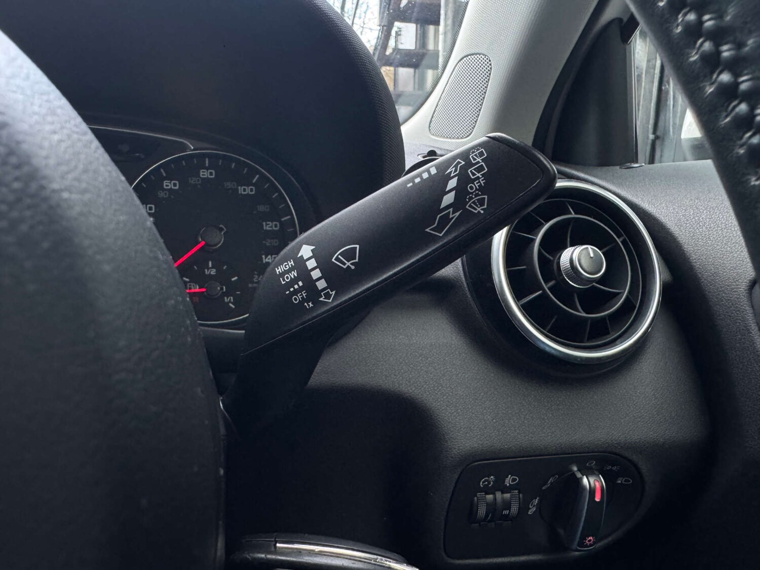 Used Audi A1 2015 for sale - 77880375: Photo 26