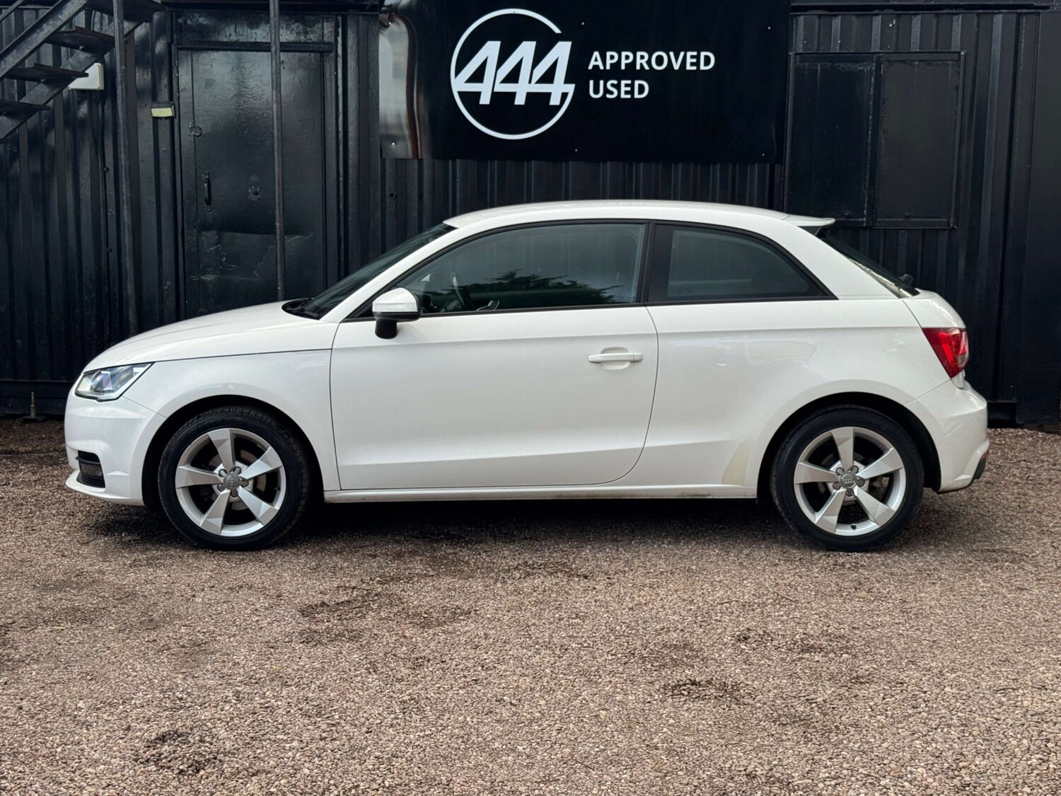 Used Audi A1 2015 for sale - 77880375: Photo 7