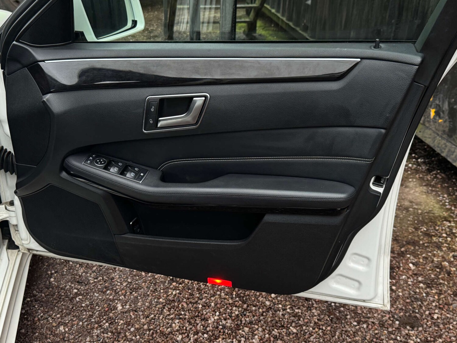 Used Mercedes-Benz E Class 2014 for sale - 77383389: Photo 33