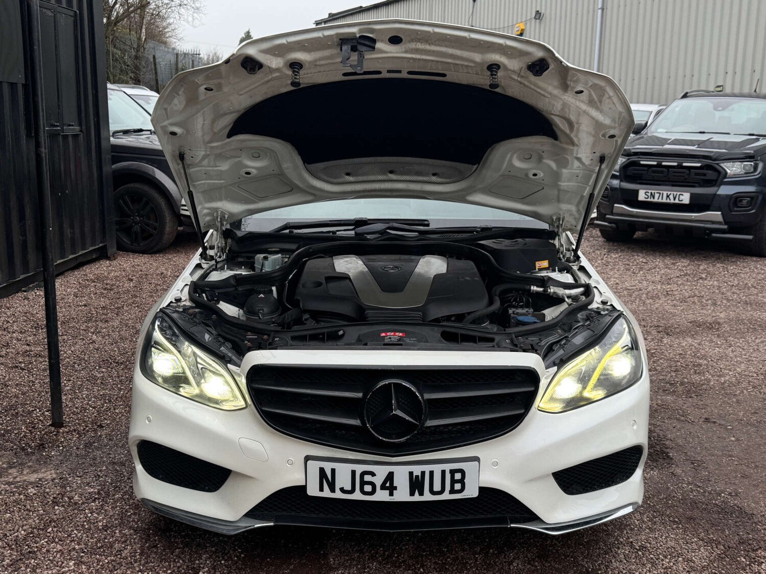 Used Mercedes-Benz E Class 2014 for sale - 77383389: Photo 37