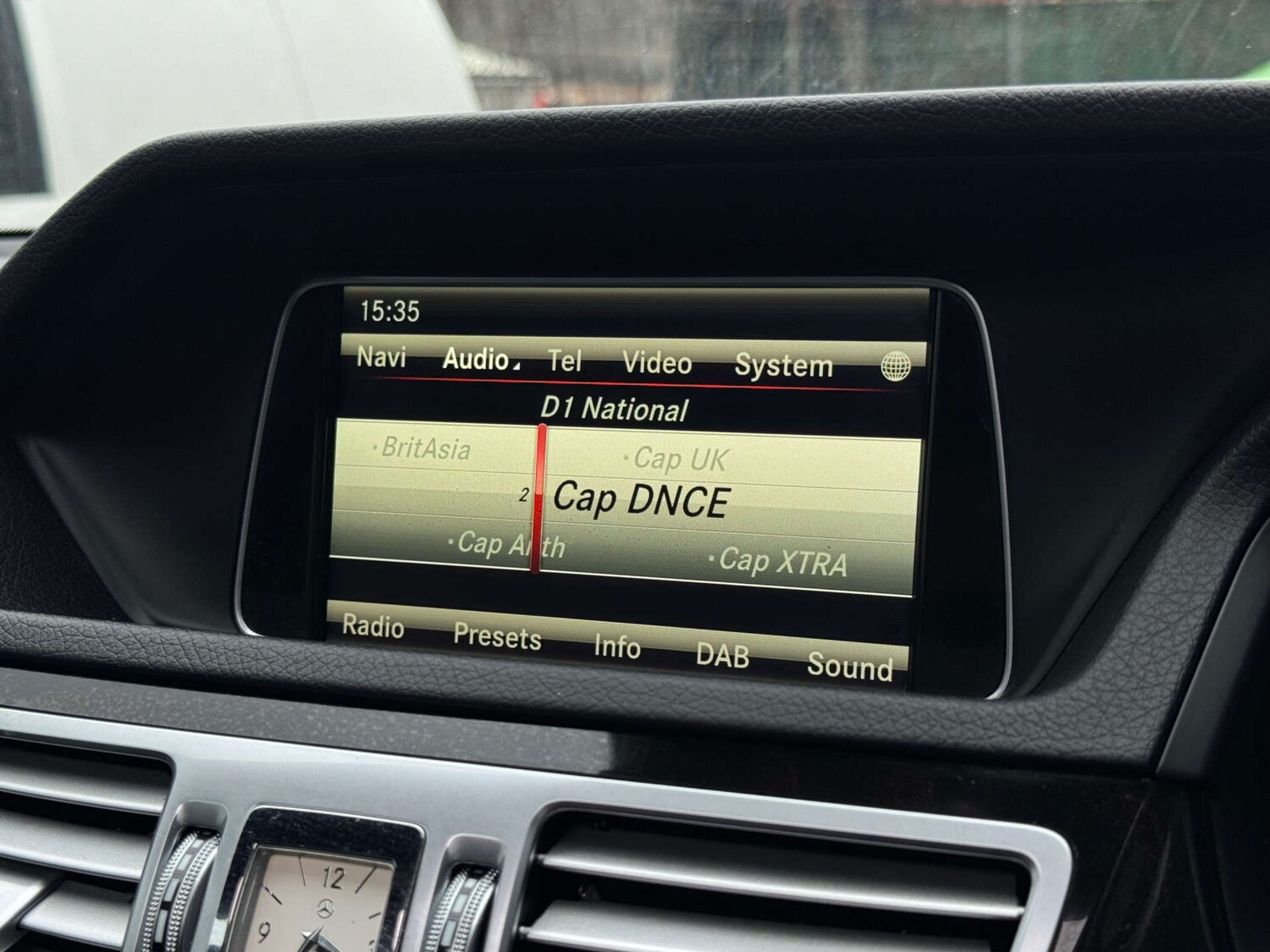 Used Mercedes-Benz E Class 2014 for sale - 77383389: Photo 45