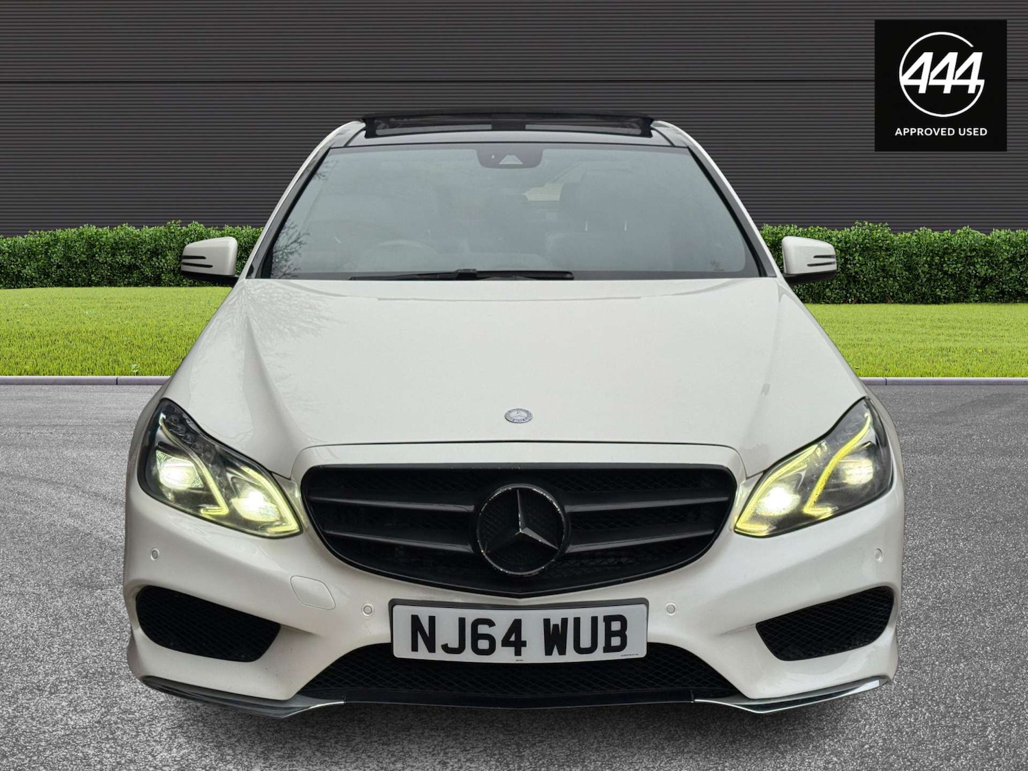 Used Mercedes-Benz E Class 2014 for sale - 77383389: Photo 5