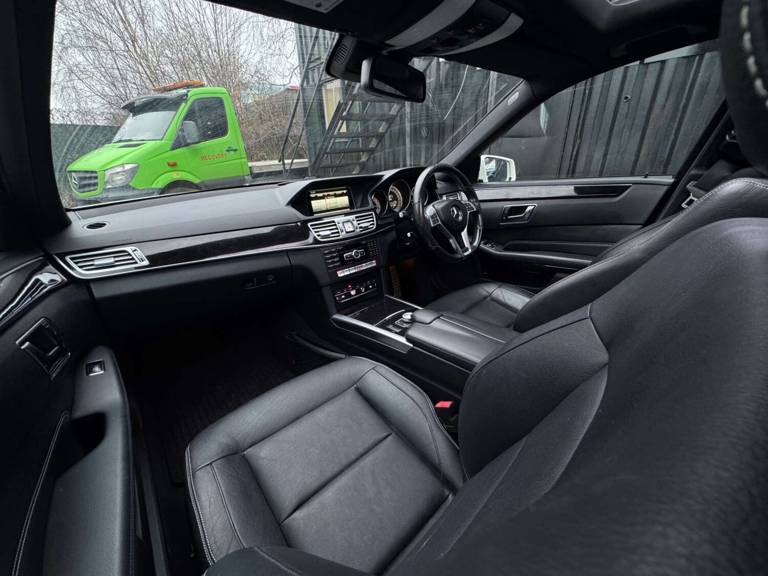 Used Mercedes-Benz E Class 2014 for sale - 77383389: Photo 53