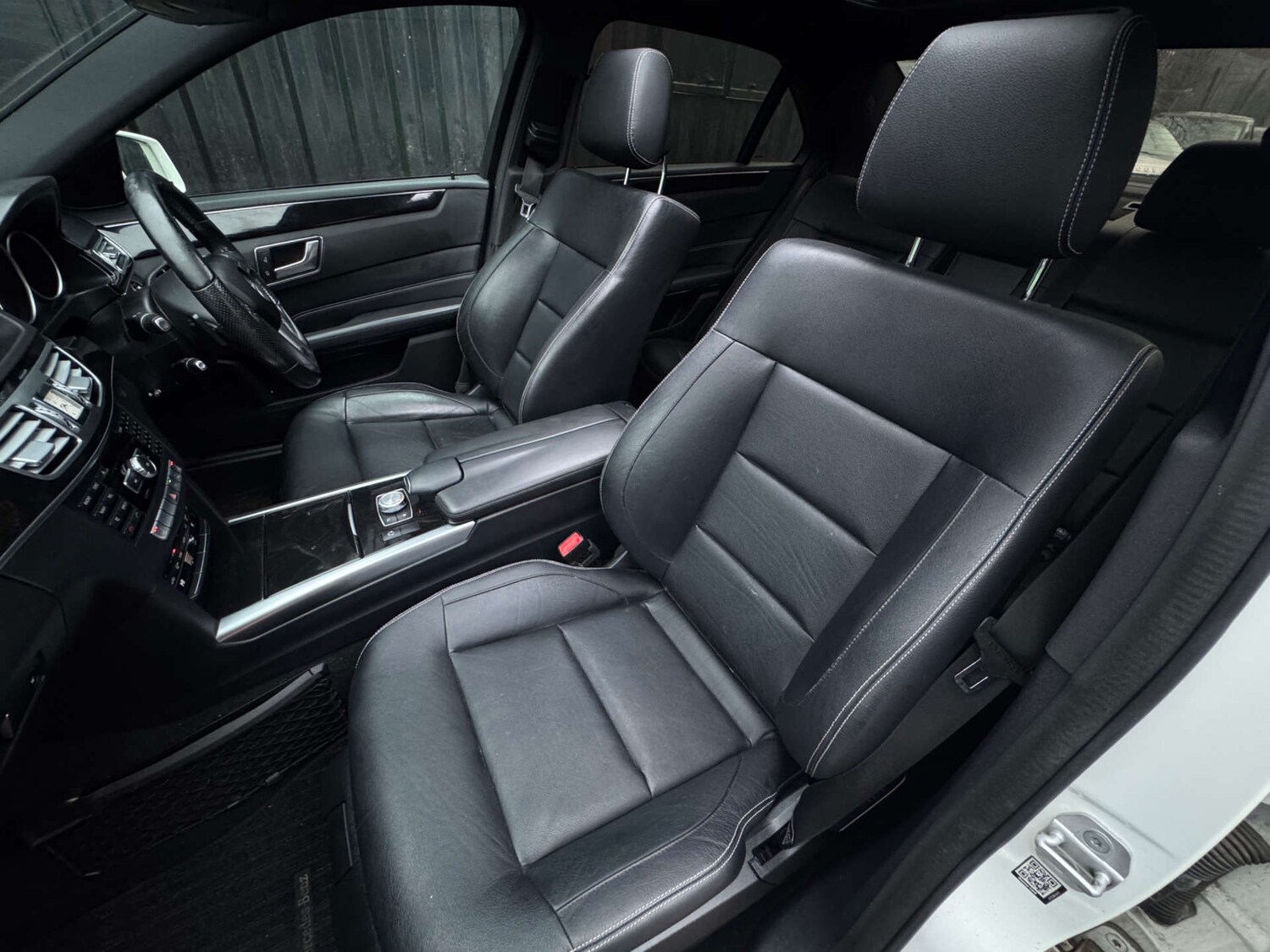 Used Mercedes-Benz E Class 2014 for sale - 77383389: Photo 56