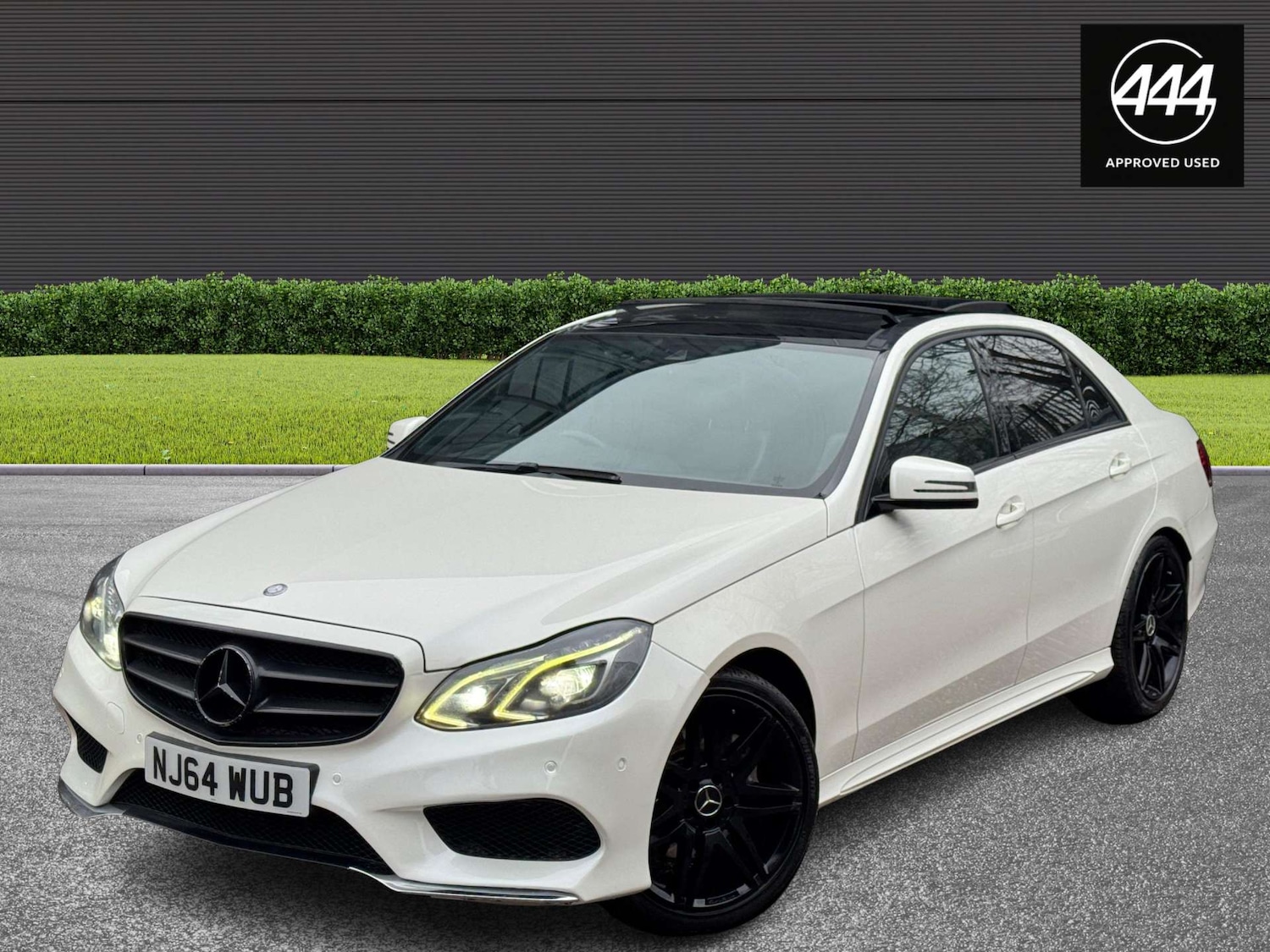 Used Mercedes-Benz E Class 2014 for sale - 77383389: Photo 7