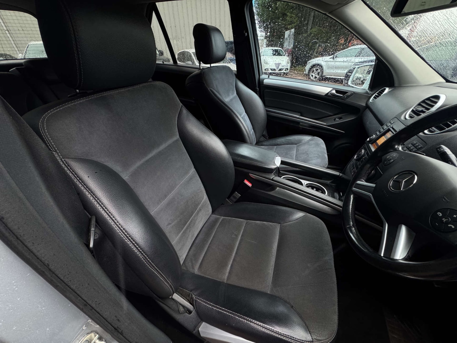 Used Mercedes-Benz M Class 2011 for sale - 77618895: Photo 20