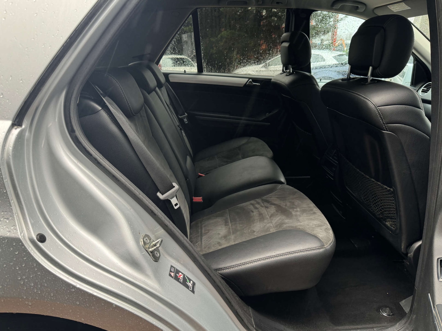 Used Mercedes-Benz M Class 2011 for sale - 77618895: Photo 25