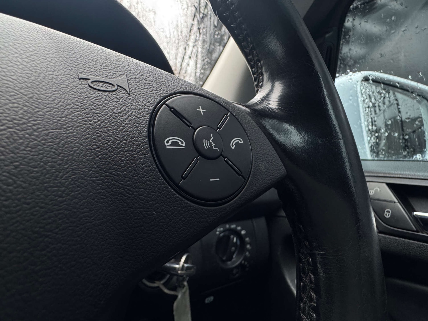 Used Mercedes-Benz M Class 2011 for sale - 77618895: Photo 30