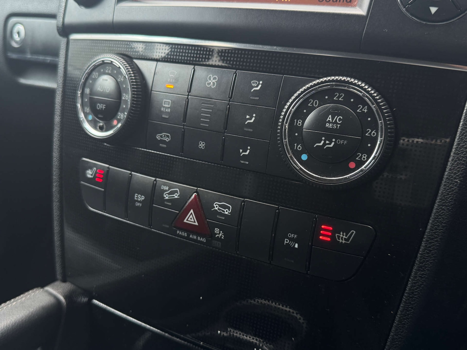 Used Mercedes-Benz M Class 2011 for sale - 77618895: Photo 34