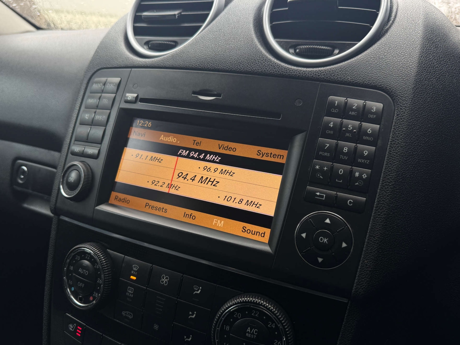 Used Mercedes-Benz M Class 2011 for sale - 77618895: Photo 48