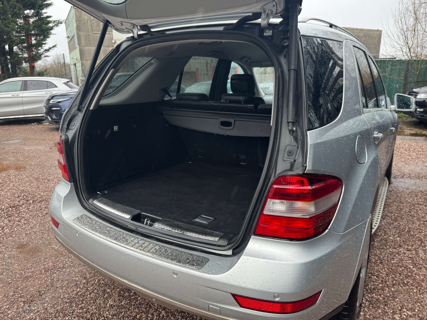 Used Mercedes-Benz M Class 2011 for sale - 77618895: Photo 52