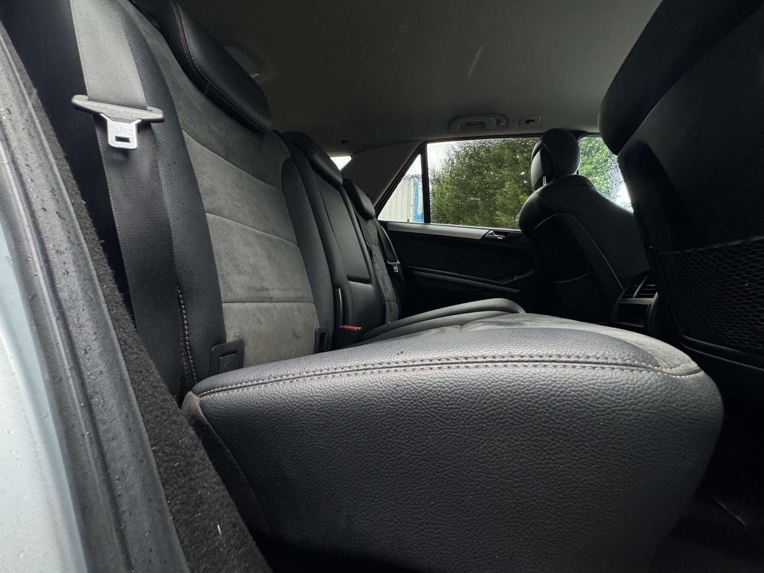 Used Mercedes-Benz M Class 2011 for sale - 77618895: Photo 62