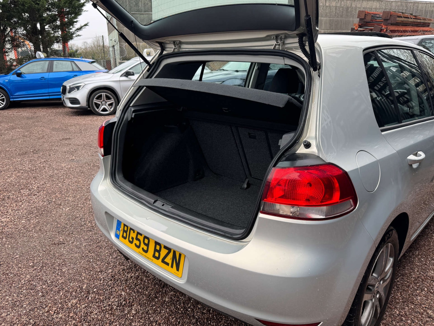 Used Volkswagen Golf 2009 for sale - 77778119: Photo 56