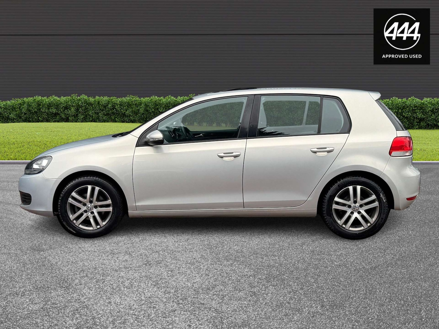 Used Volkswagen Golf 2009 for sale - 77778119: Photo 9