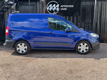 Used Ford Transit Courier 2016 for sale - 79571693: Photo