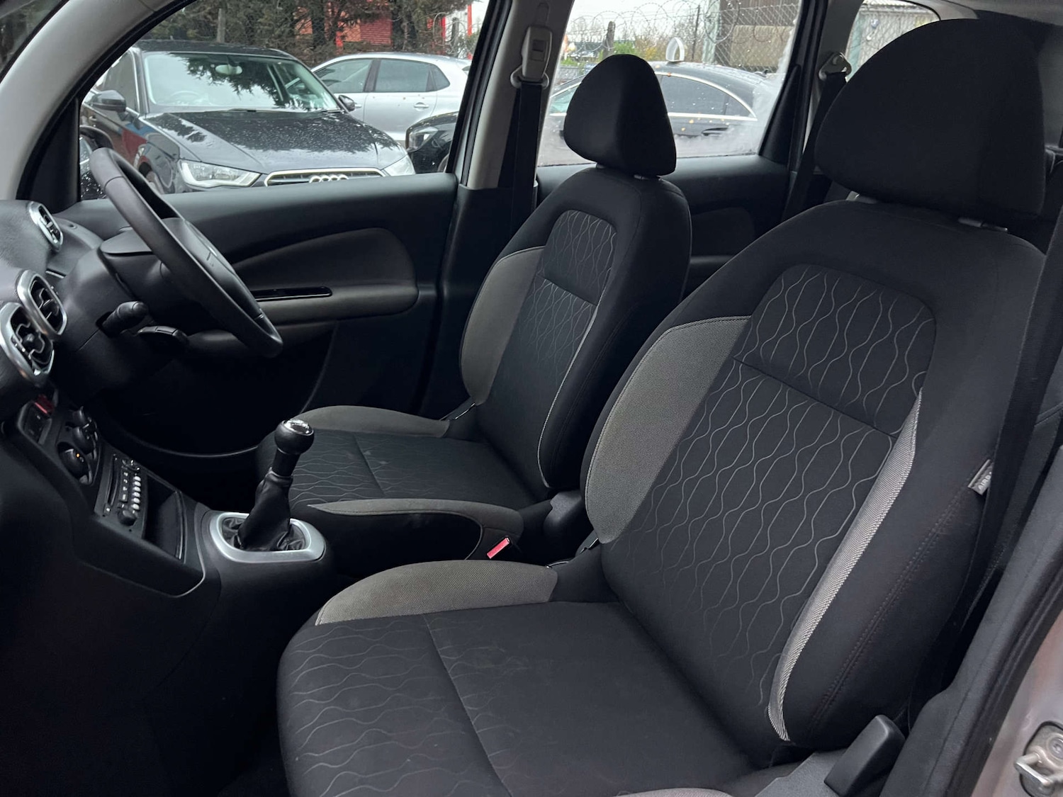 Used Citroen C3 Picasso 2014 for sale - 77138691: Photo 12