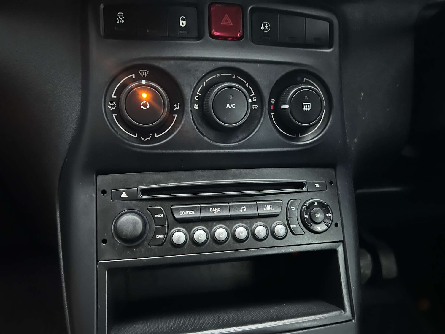 Used Citroen C3 Picasso 2014 for sale - 77138691: Photo 13