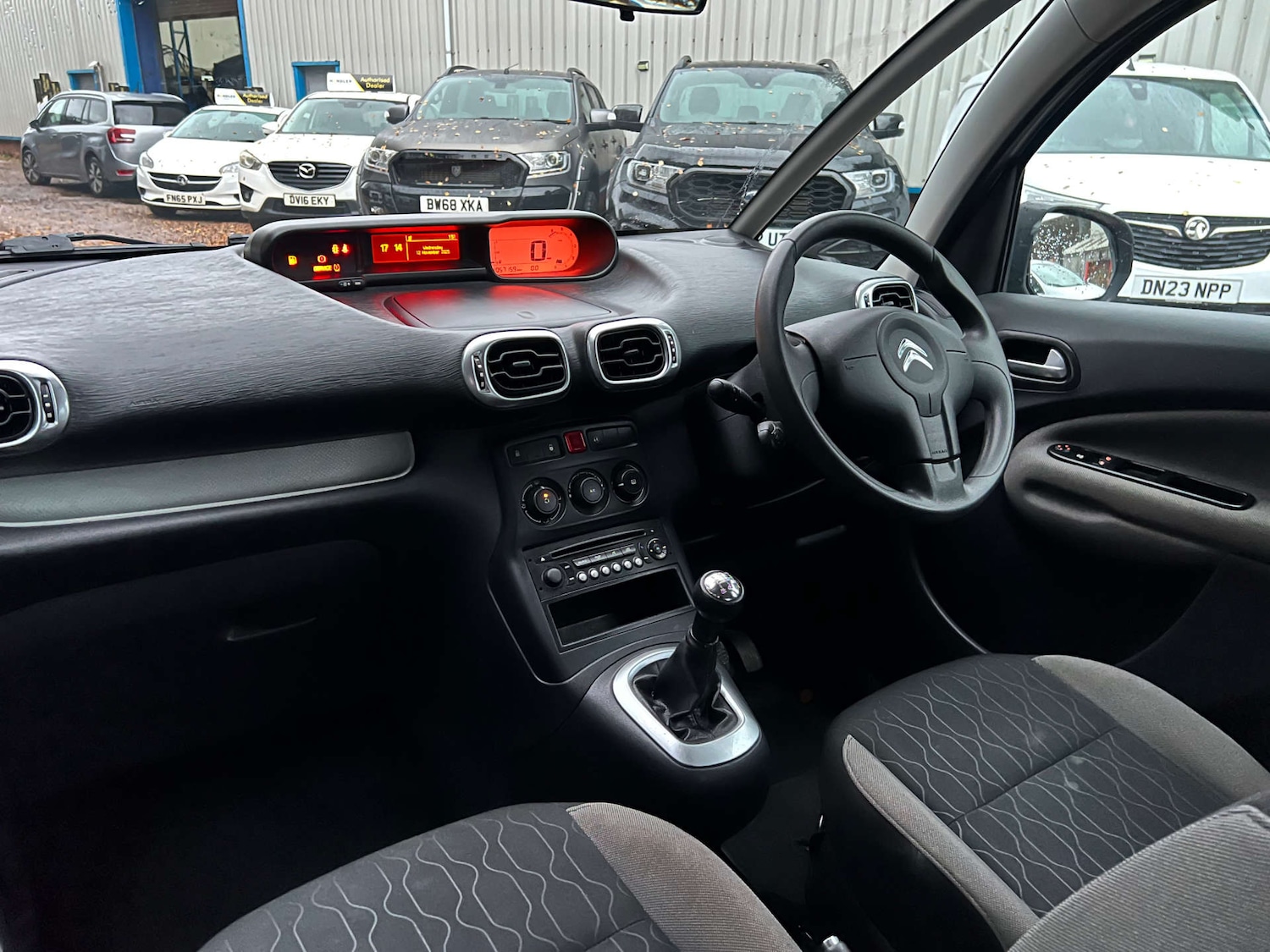 Used Citroen C3 Picasso 2014 for sale - 77138691: Photo 22