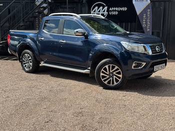 Used Nissan Navara 2017 for sale - 79087467: Photo