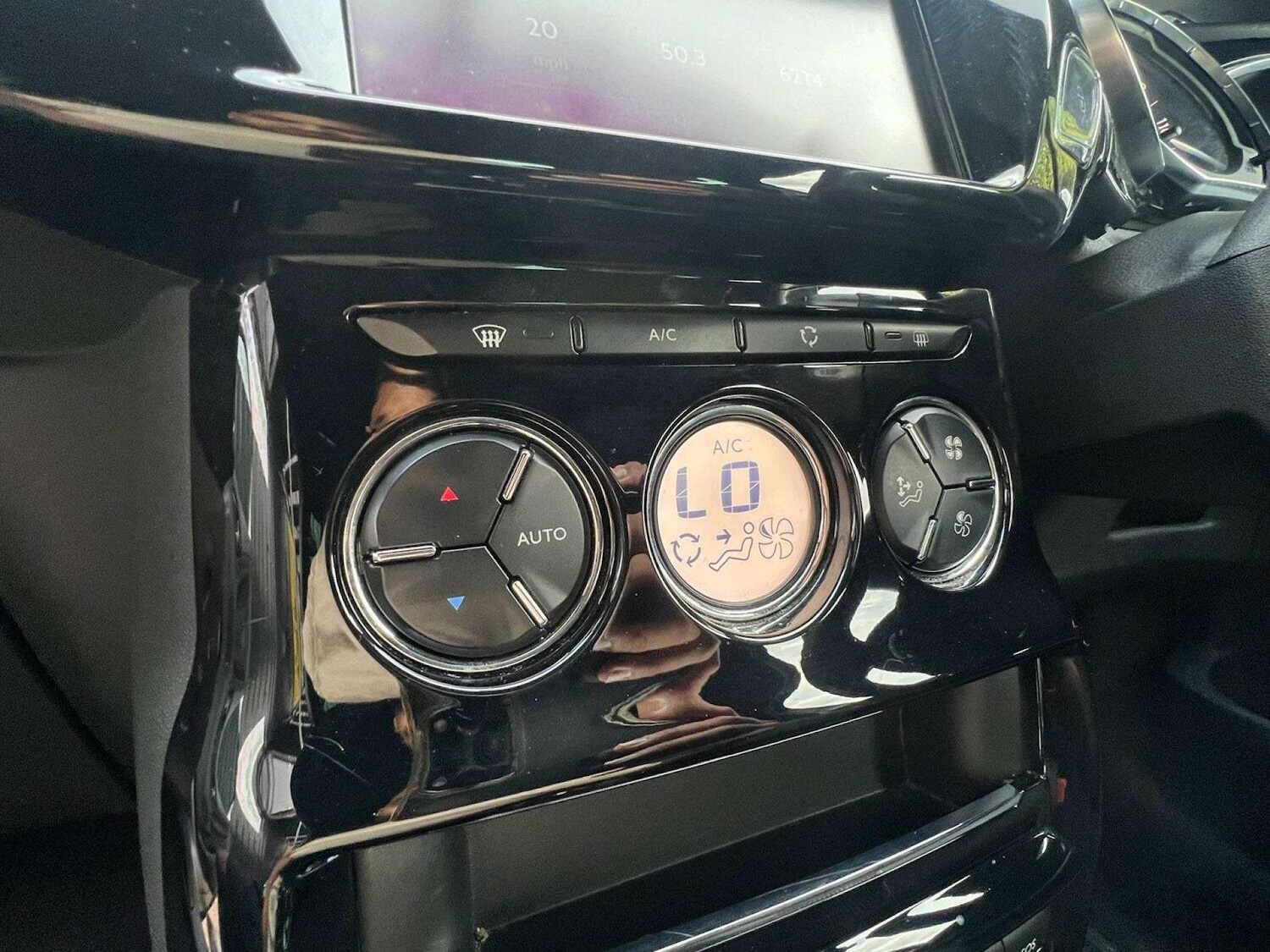 Used DS Automobiles DS 3 2015 for sale - 77138687: Photo 17