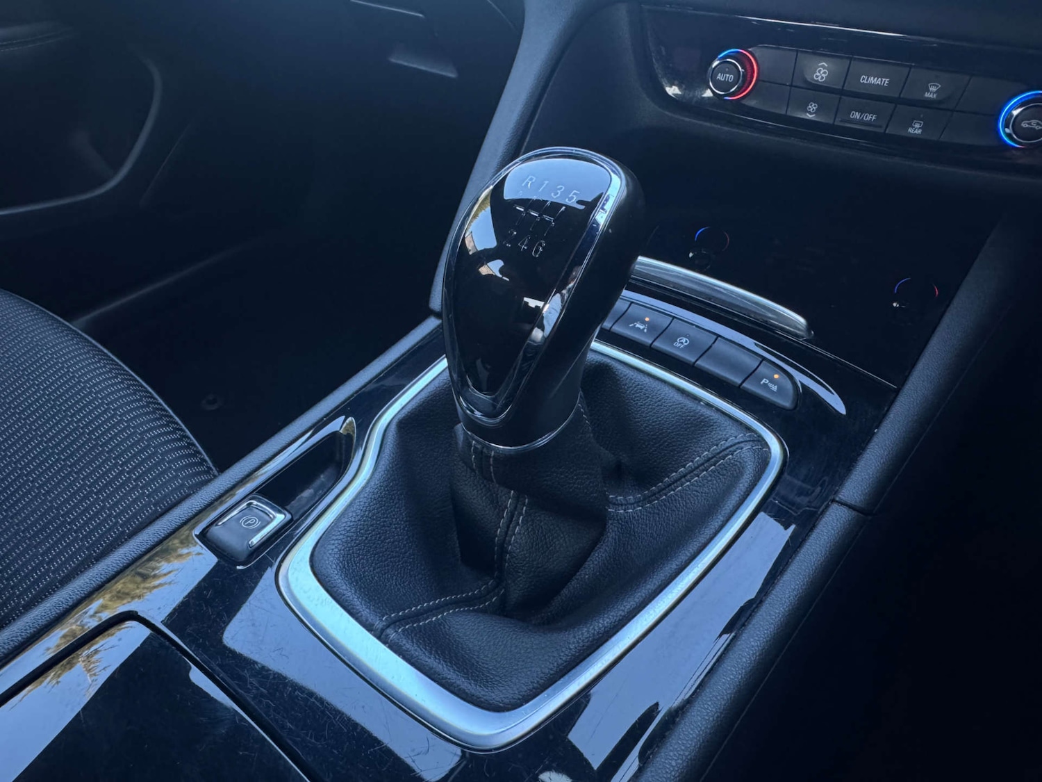 Used Vauxhall Insignia 2019 for sale - 77535043: Photo 20