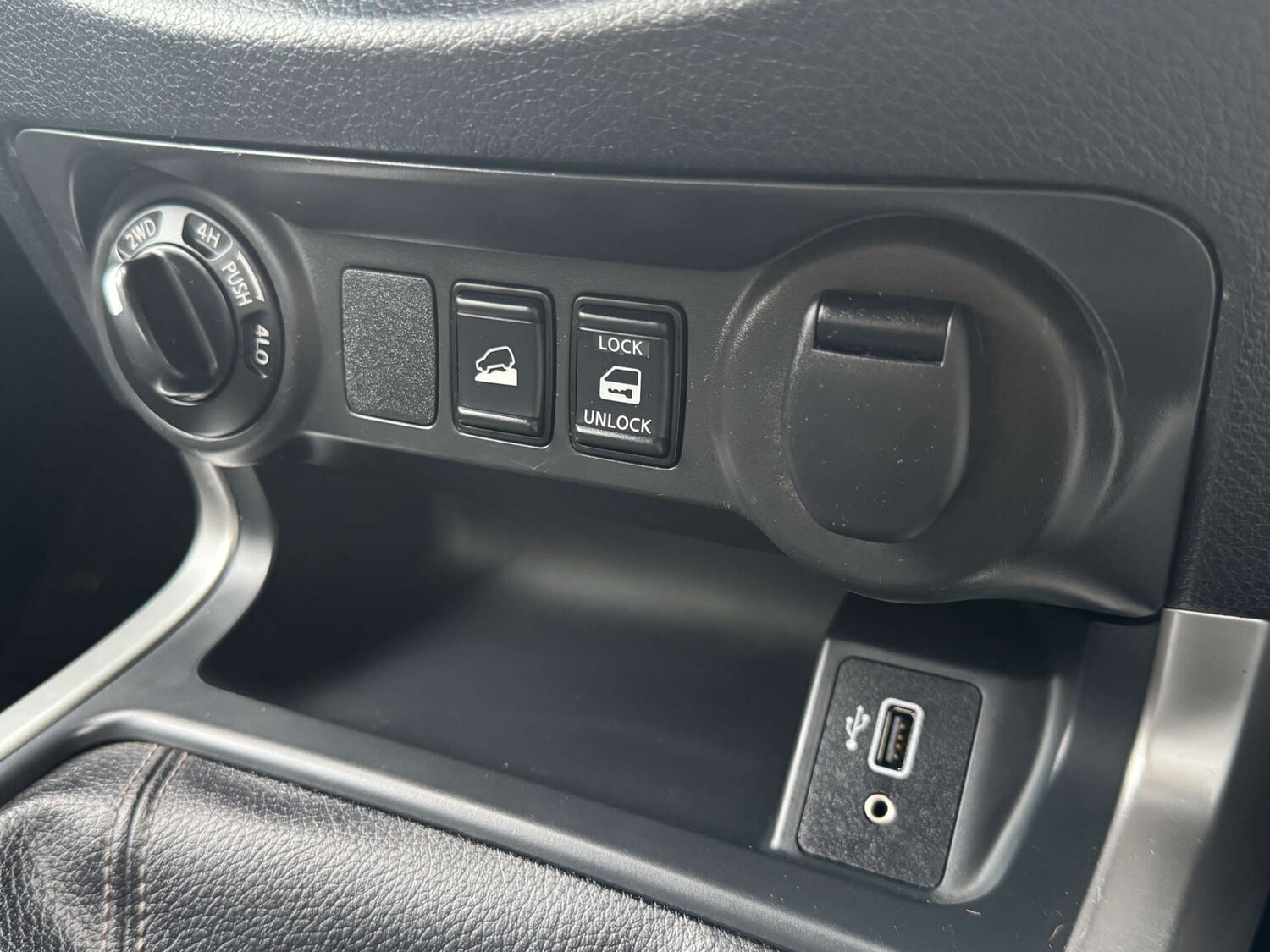 Used Nissan Navara 2020 for sale - 77368231: Photo 20