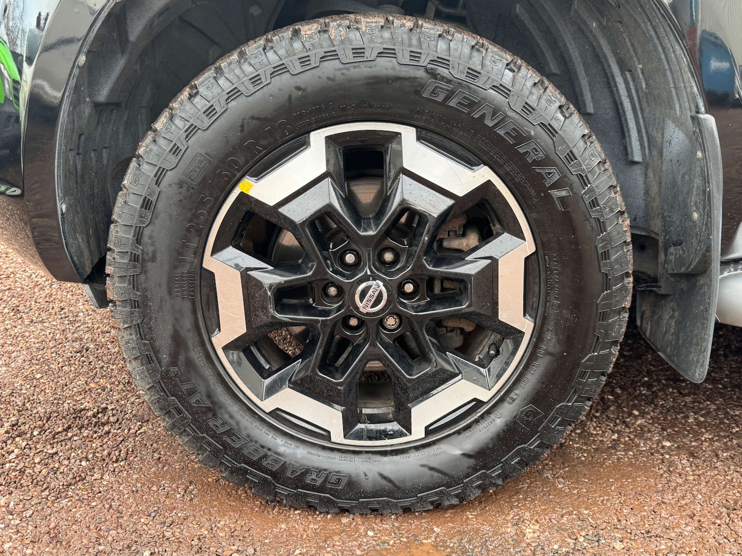 Used Nissan Navara 2020 for sale - 77368231: Photo 25