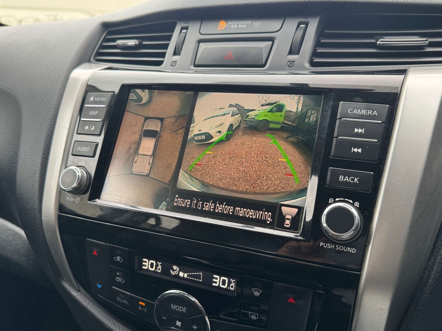 Used Nissan Navara 2020 for sale - 77368231: Photo 37