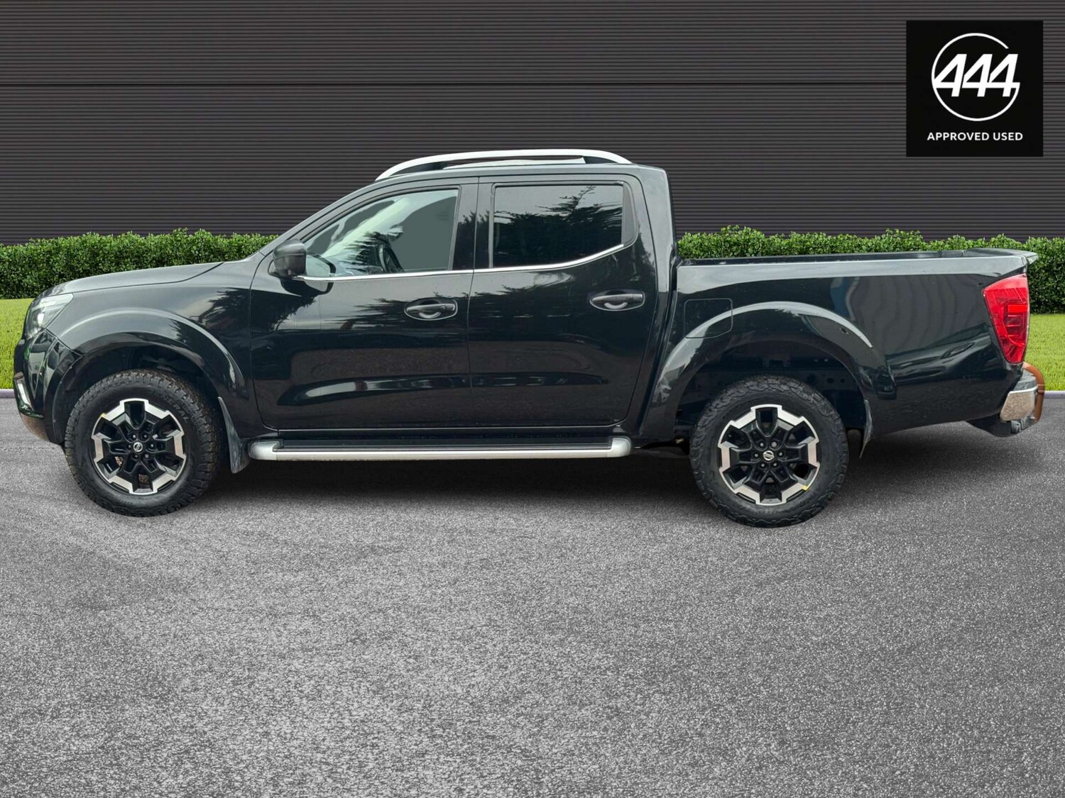 Used Nissan Navara 2020 for sale - 77368231: Photo 4