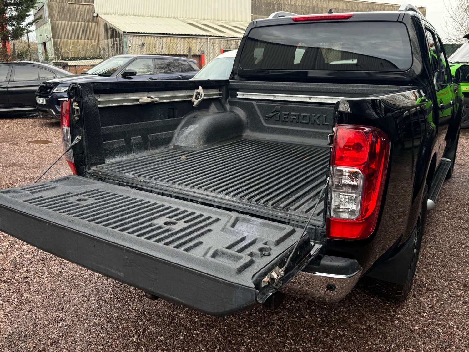 Used Nissan Navara 2020 for sale - 77368231: Photo 49