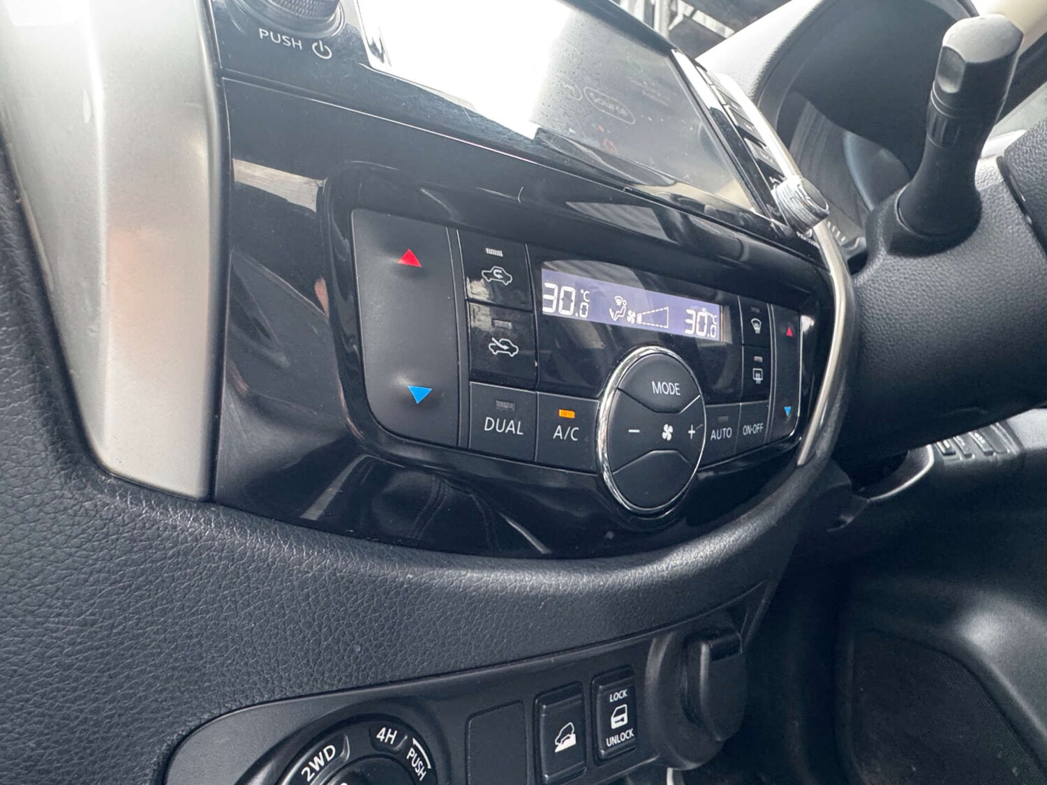 Used Nissan Navara 2020 for sale - 77368231: Photo 55