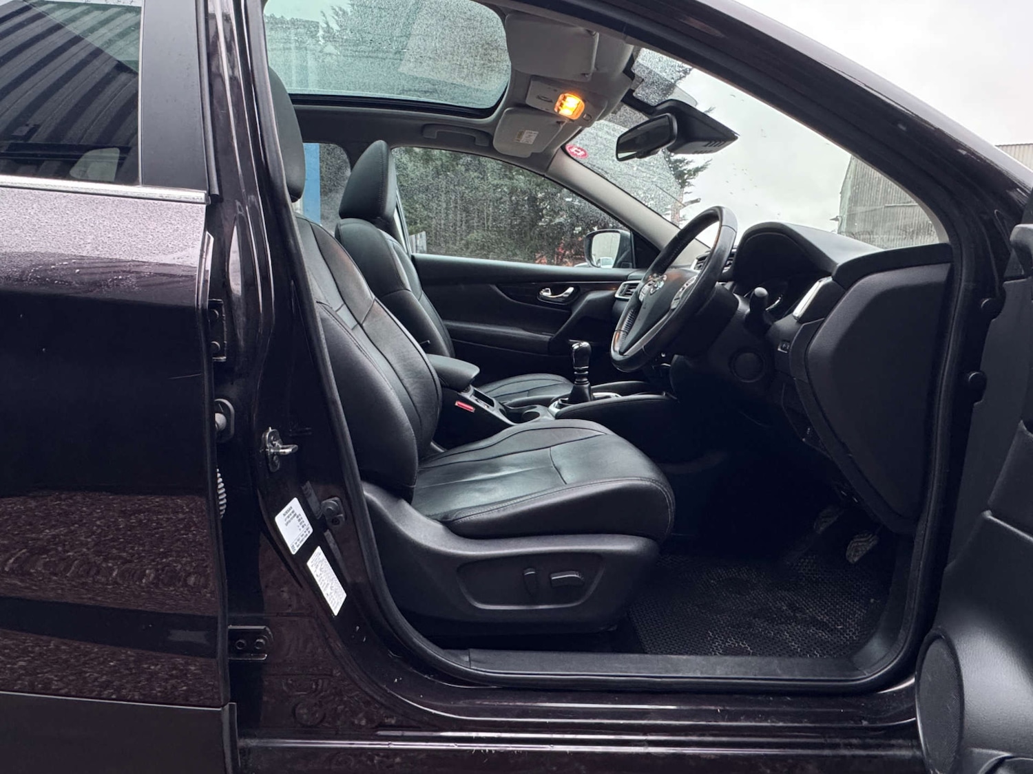 Used Nissan Qashqai 2015 for sale - 77523457: Photo 17