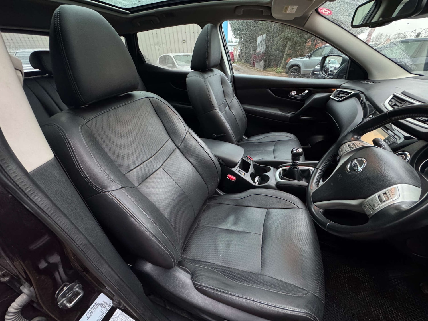 Used Nissan Qashqai 2015 for sale - 77523457: Photo 18