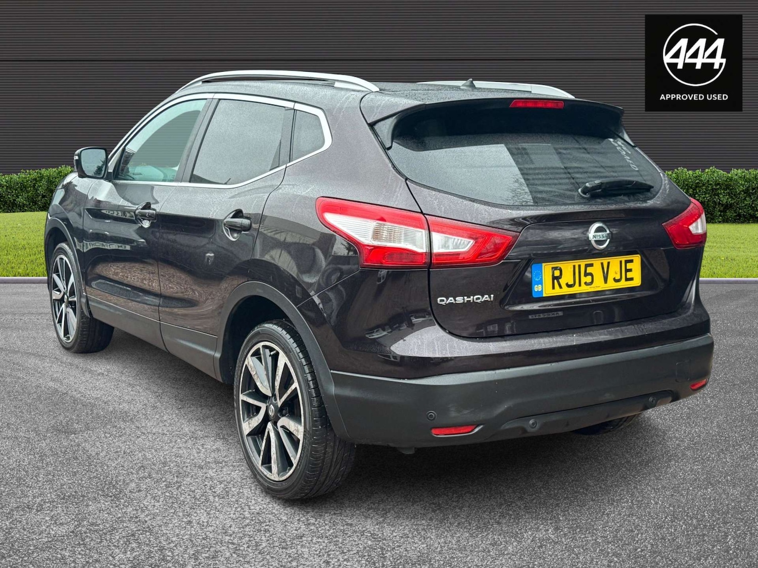 Used Nissan Qashqai 2015 for sale - 77523457: Photo 2