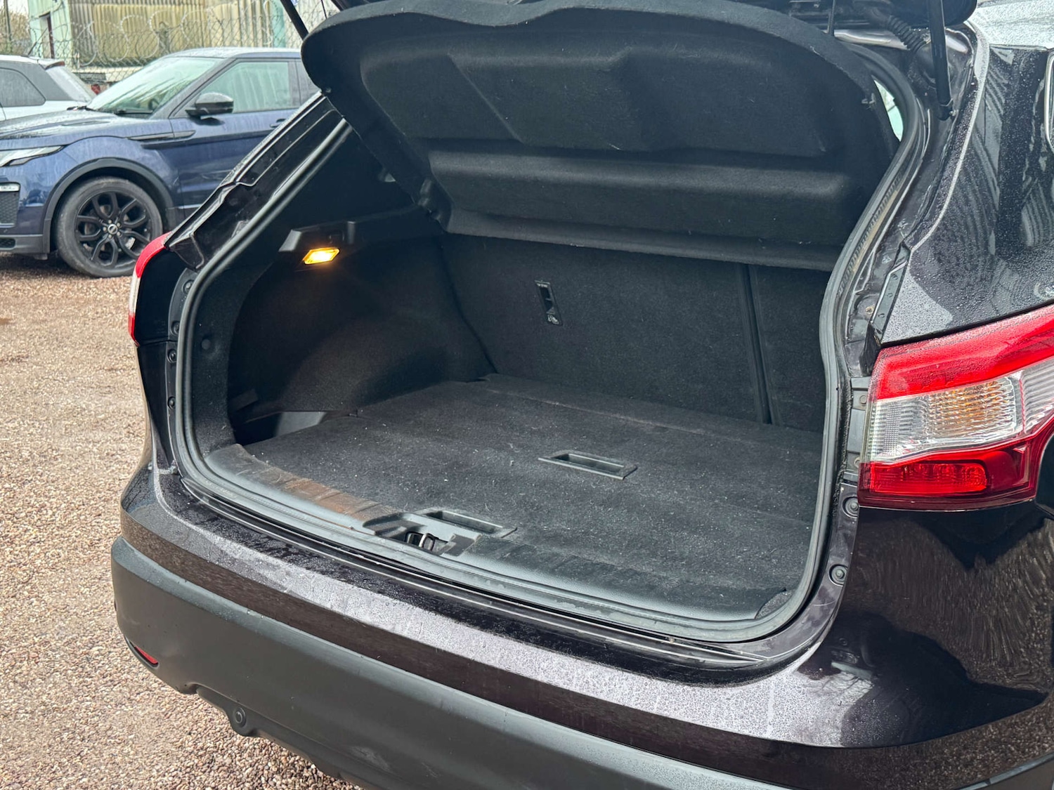 Used Nissan Qashqai 2015 for sale - 77523457: Photo 42