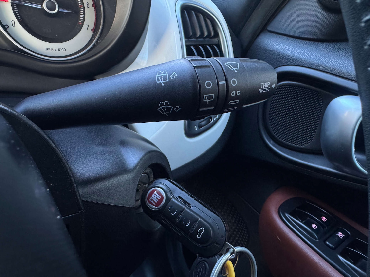 Used Fiat 500L 2014 for sale - 77138689: Photo 46