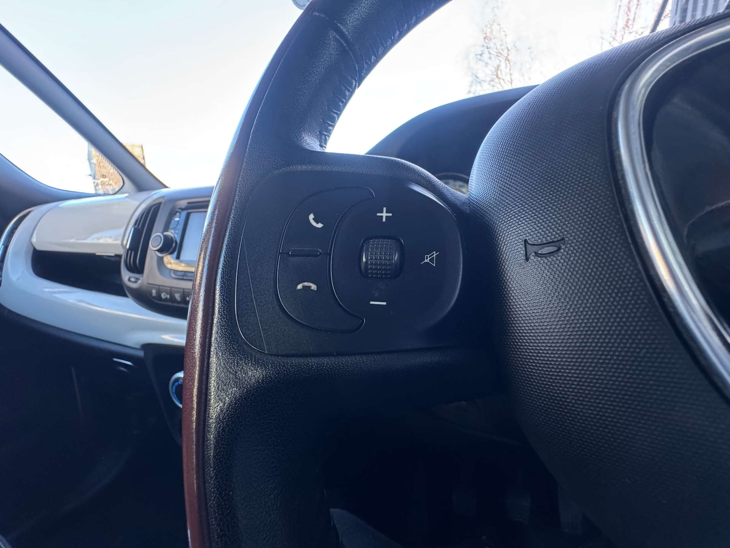 Used Fiat 500L 2014 for sale - 77138689: Photo 50