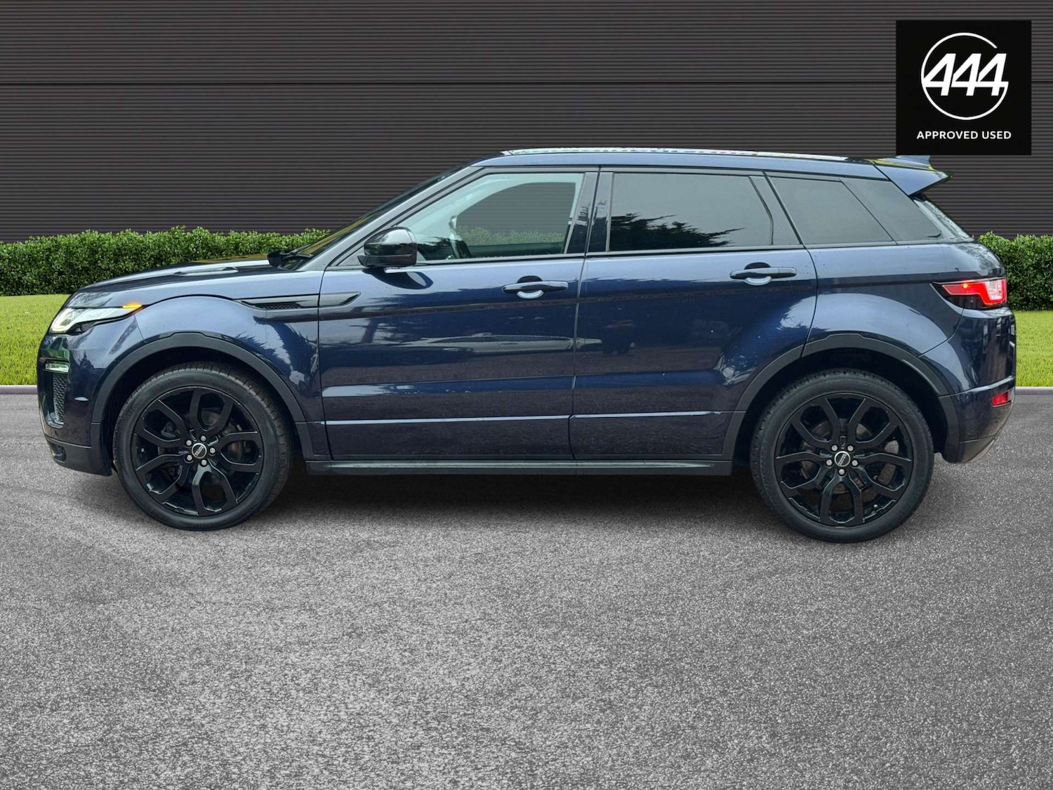 Used Land Rover Range Rover Evoque 2019 for sale - 77152813: Photo 3
