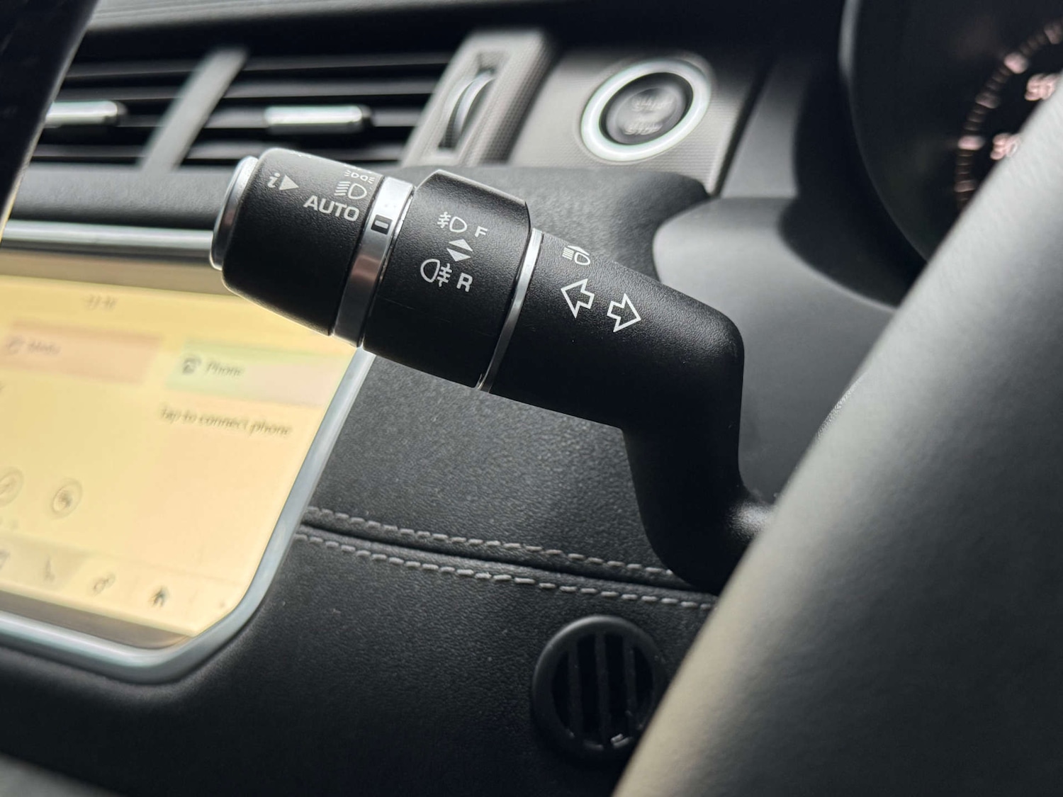 Used Land Rover Range Rover Evoque 2019 for sale - 77152813: Photo 31