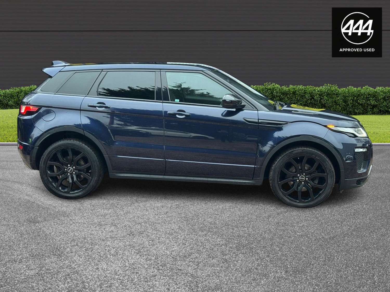 Used Land Rover Range Rover Evoque 2019 for sale - 77152813: Photo 4