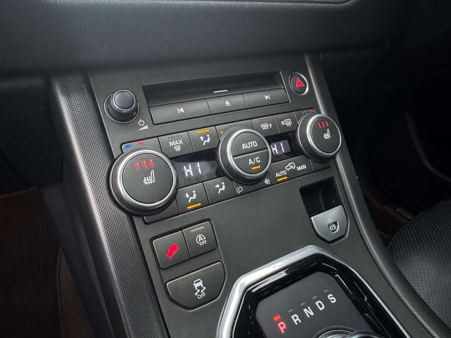 Used Land Rover Range Rover Evoque 2019 for sale - 77152813: Photo 63