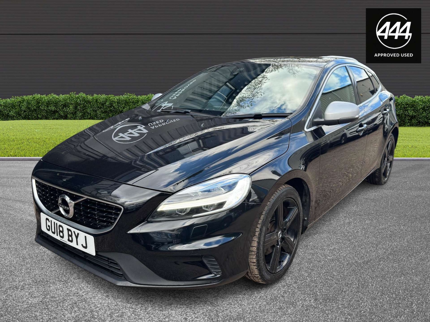 Used Volvo V40 2018 for sale - 78026410: Photo 10