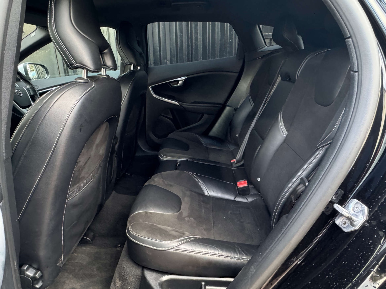 Used Volvo V40 2018 for sale - 78026410: Photo 42