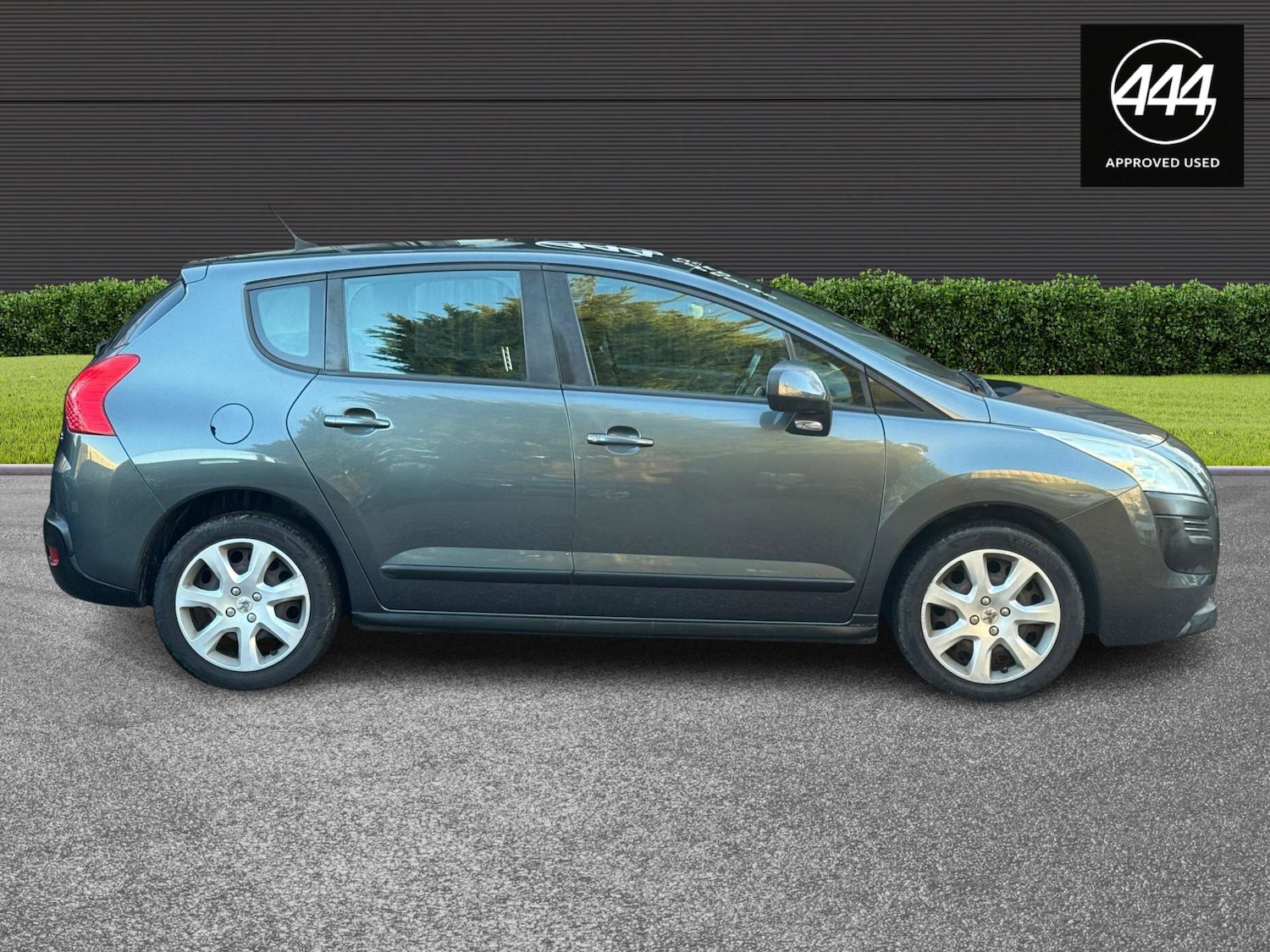 Used Peugeot 3008 2010 for sale - 77235352: Photo 11