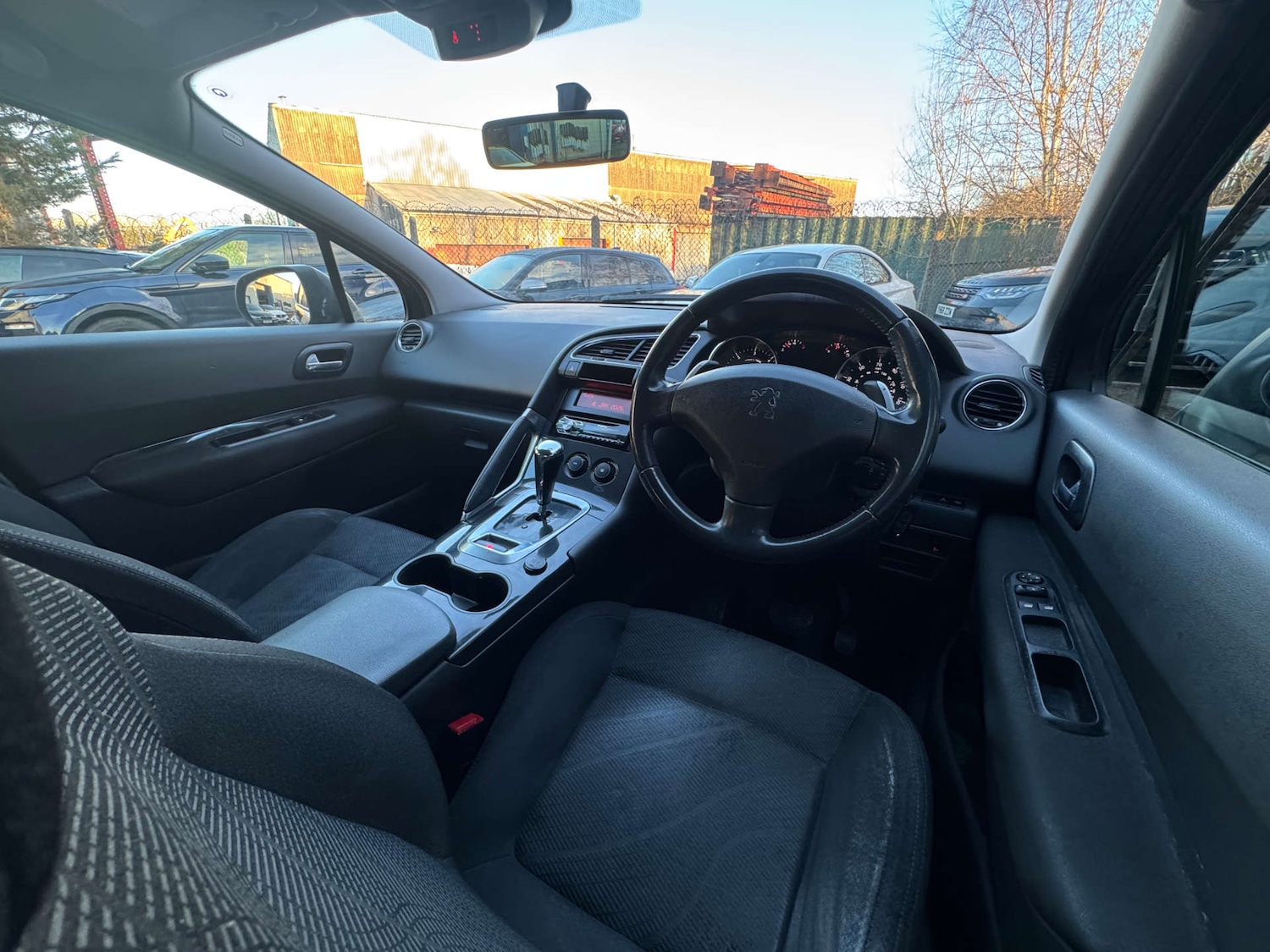 Used Peugeot 3008 2010 for sale - 77235352: Photo 13