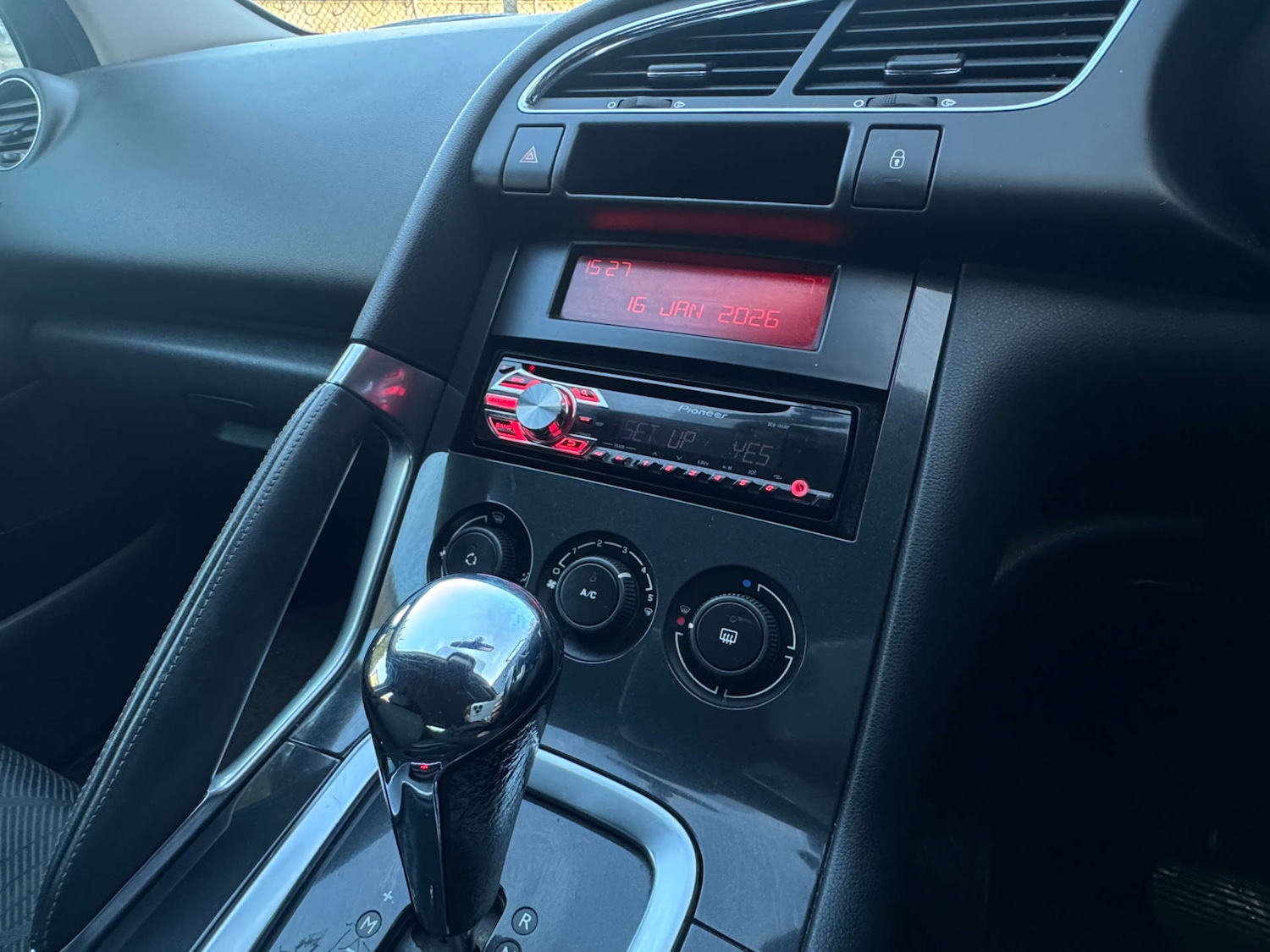 Used Peugeot 3008 2010 for sale - 77235352: Photo 17