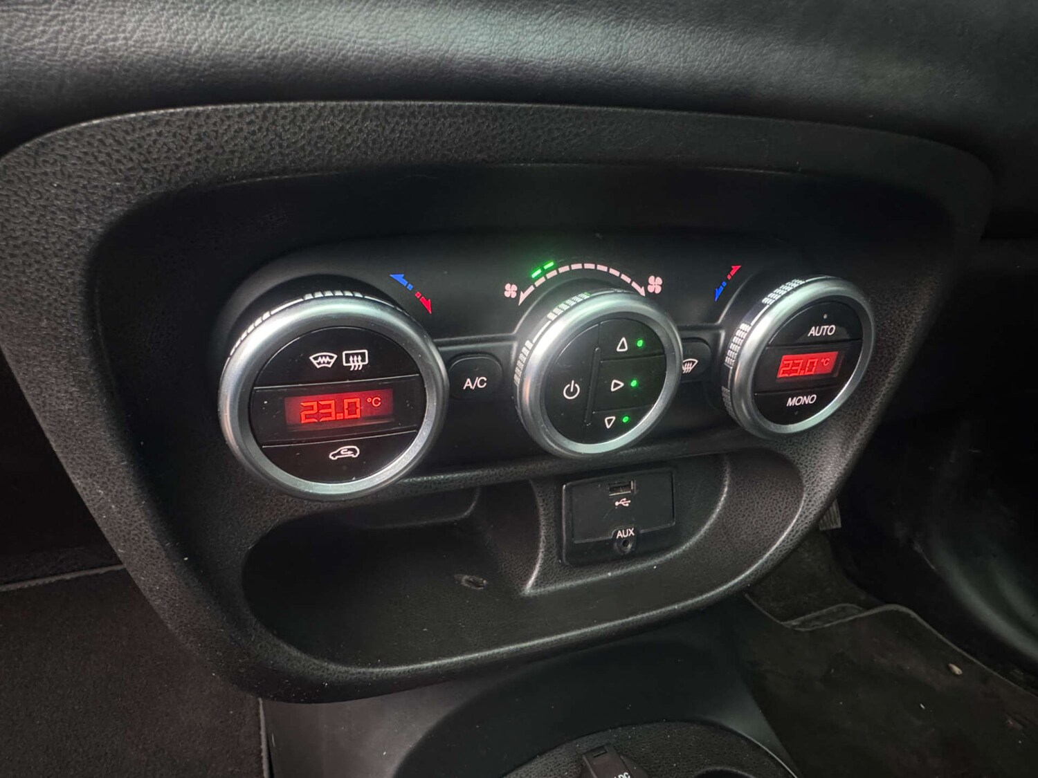 Used Fiat 500L 2013 for sale - 77502058: Photo 32