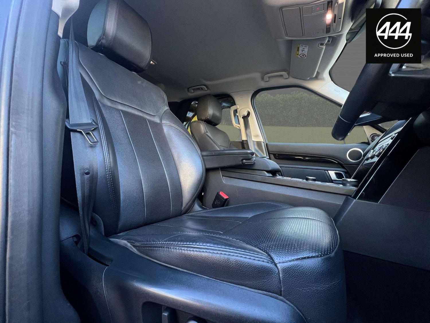 Used Land Rover Discovery 2018 for sale - 77152844: Photo 18