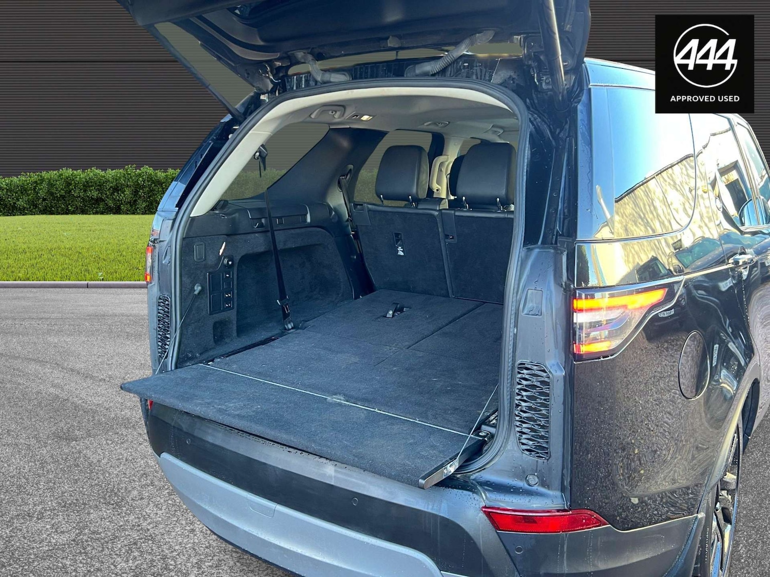 Used Land Rover Discovery 2018 for sale - 77152844: Photo 21